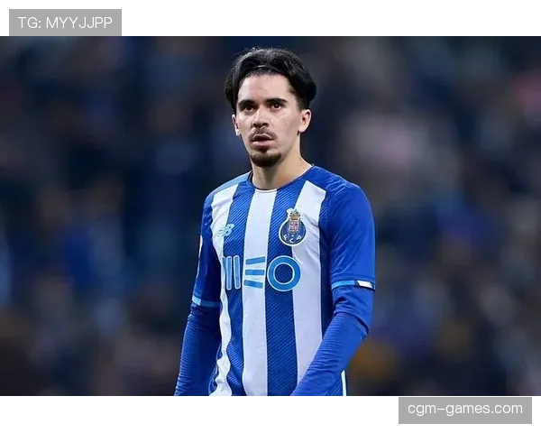 维蒂尼亚与德容:控球核心与推进核心对比分析 维蒂尼亚与德容:控球核心与推进核心对比分析